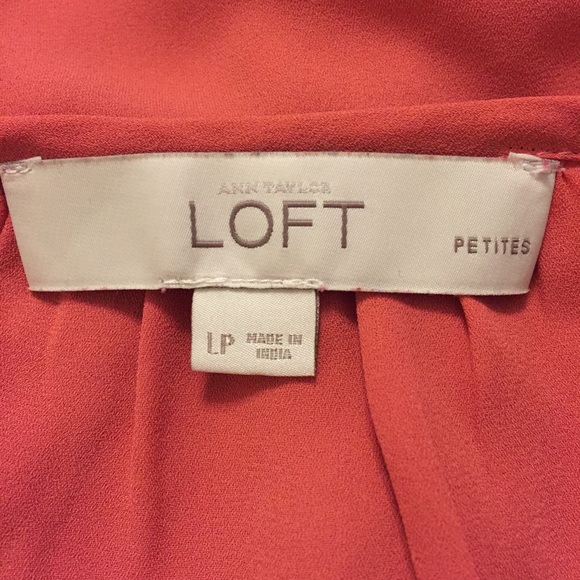 Ann Taylor Loft coral long sleeve top - Picture 5 of 6